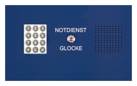 Code-Tastatur an einer Abholfachanlage als Teil des netNotdienst Systems